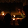 2 kwietnia zapalmy świece i wspólnie się pomódlmy.