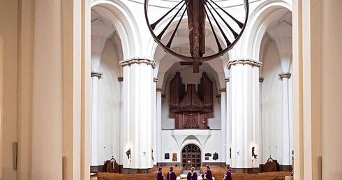 Msza Święta 
w pustej katedrze Chrystusa Króla w Katowicach.
29.03.2020 Katowice