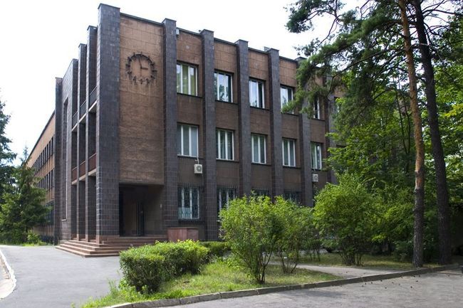 Stalowa Wola, była dyrekcja huty. Budynek ten zaprojektował Jan Bitny-Szlachta.