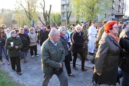 Tak było w 2014 roku - Miejska Droga Krzyżowa w Bielsku-Białej Leszczyny - Złote Łany