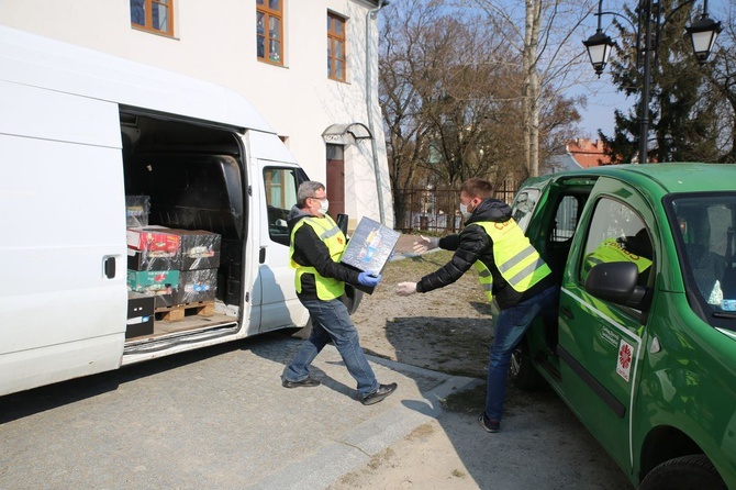 Caritas wspiera ubogich i osoby strasze