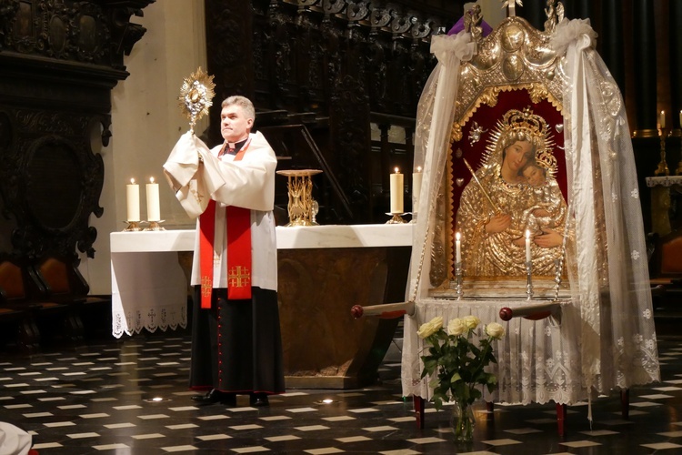 Zawierzenie archidiecezji gdańskiej Sercu Jezusowemu