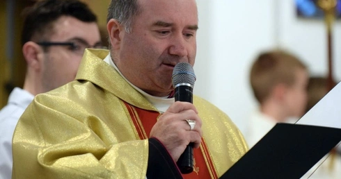 Ks. Witold Baczyński w czasie jednej z uroczystości.