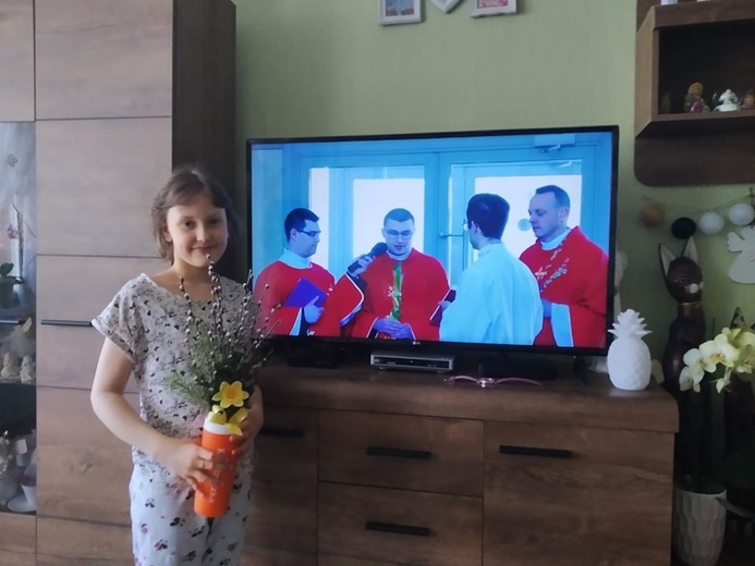 Msza św. w domu - zdjęcia Czytelników