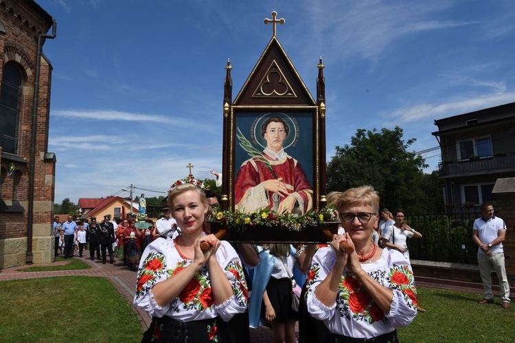 Patronem parafii jest św. Wawrzyniec.