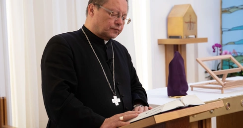 Abp Ryś: Pustynia jest miejscem spotkania Boga z nami!