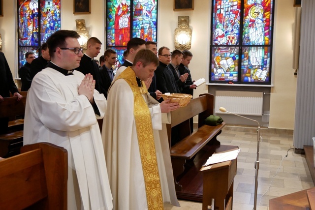 W GSD modlą się za kapłanów