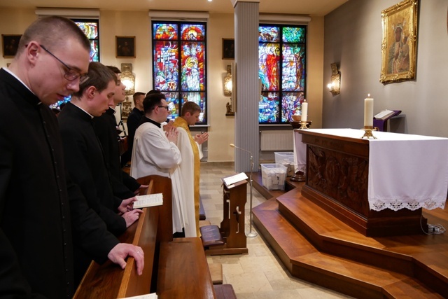 W GSD modlą się za kapłanów