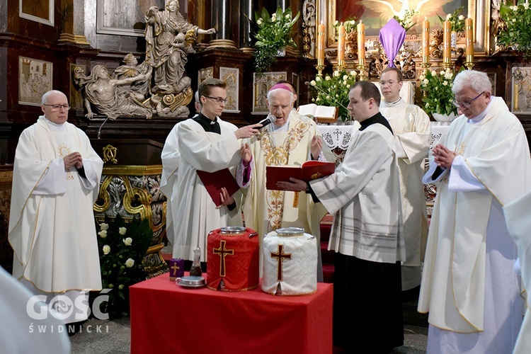 Msza Krzyżma w diecezji świdnickiej