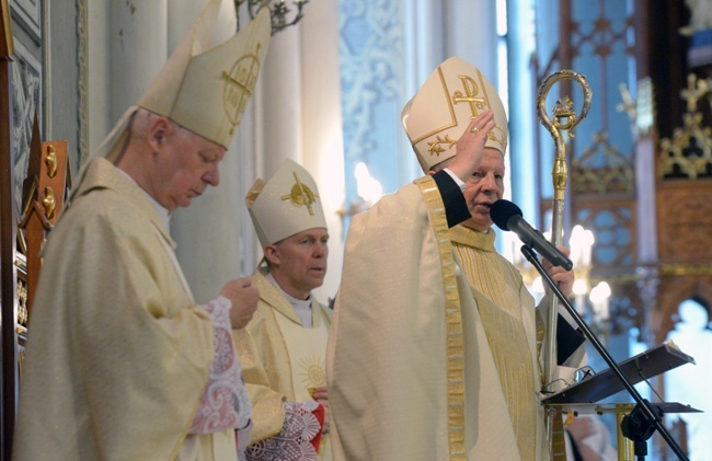 Radom. Msza Krzyżma Świętego