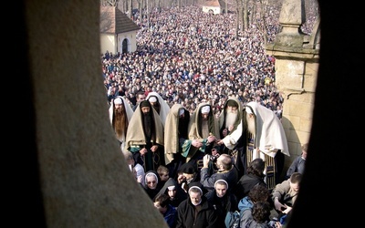 Choroba czystych rąk, czyli obojętność zabija