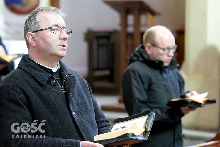 Wielkopiątkowa ciemna jutrznia w katedrze świdinckiej