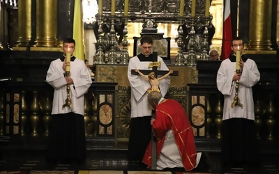 Abp Jędraszewski: Nastał czas płaczu