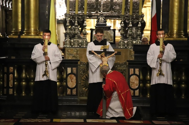 Abp Jędraszewski: Nastał czas płaczu