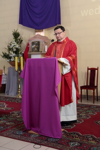 Liturgia Wielkiego Piątku u Franciszkanów