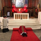 Liturgia Wielkiego Piątku w katedrze św. Mikołaja w Bielsku-Białej - 2020