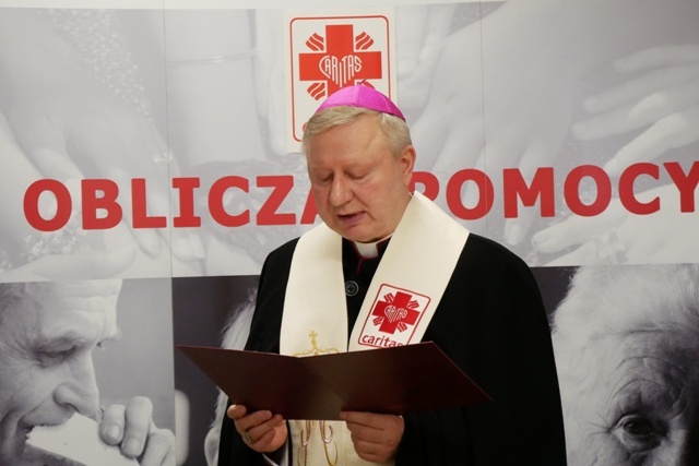 Wielkanocne spotkanie dla potrzebujących