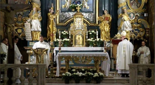 Liturgia Wigilii Paschalnej w konkatedrze w Żywcu - 2020
