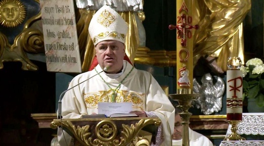 Liturgia Wigilii Paschalnej w konkatedrze w Żywcu - 2020