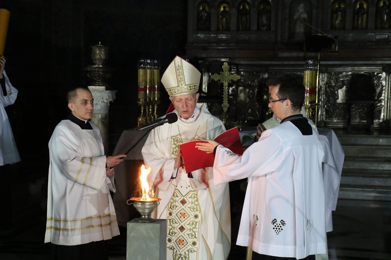 Wigilia Paschalna w katedrze