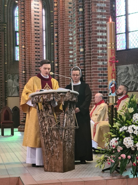 Niedziela Zmartwychwstania Pańskiego w gliwickiej katedrze