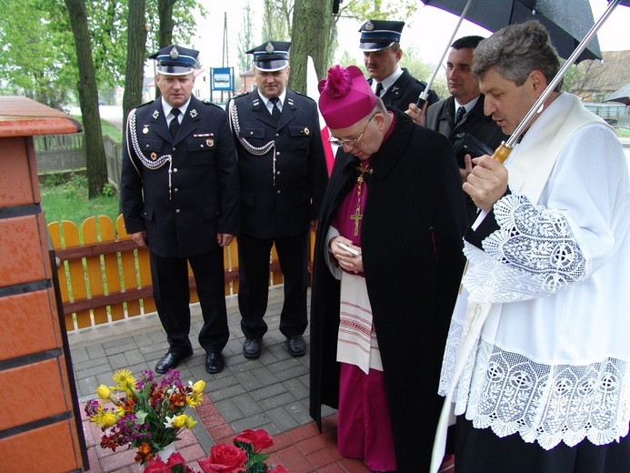 Posługa bp. Romana Marcinkowskiego w dziennikarskim obiektywie