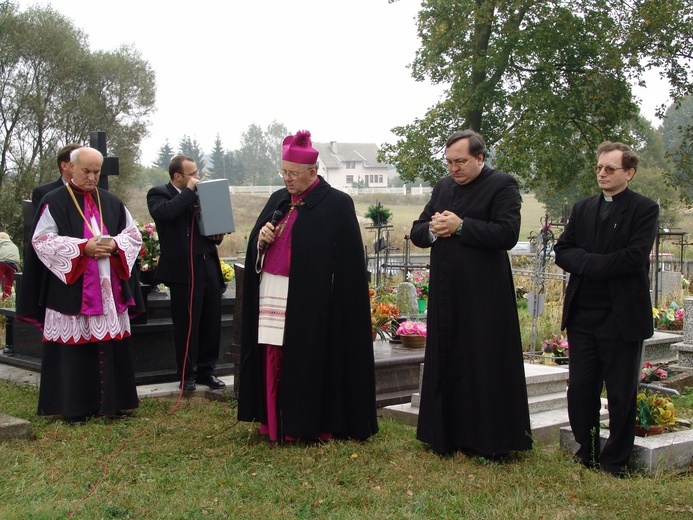 Posługa bp. Romana Marcinkowskiego w dziennikarskim obiektywie