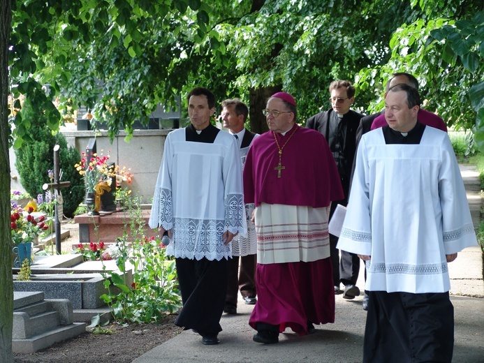 Posługa bp. Romana Marcinkowskiego w dziennikarskim obiektywie