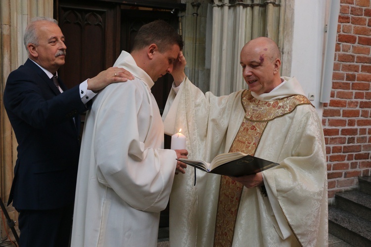 Chrzest Mateusza w Poniedziałek Wielkanocny