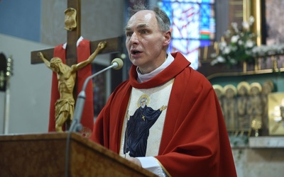 O. Paszyński podczas uroczystości ku czci św. Andrzeja Boboli w Laskowej.