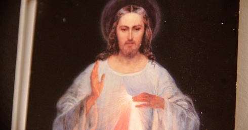 Niedziela Miłosierdzia Bożego. Transmisje w parafiach
