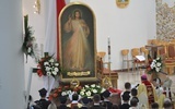 Bp Andrzej Jeż zawierzył diecezję tarnowską Bożemu Miłosierdziu na zakończenie pregrynacji obrazu "Jezu, ufam Tobie" w 2015 roku.