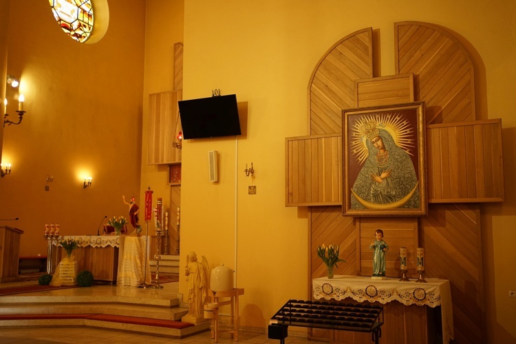 Parafia pw. Miłosierdzia Bożego w Dychowie