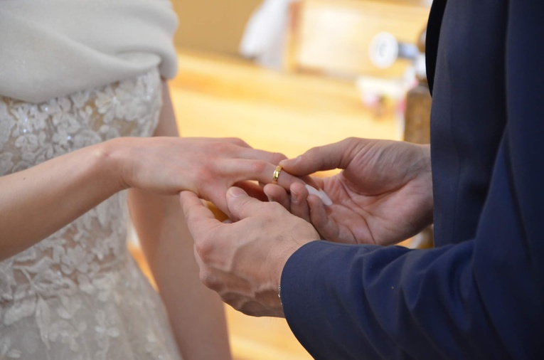 Ślub w czasie pandemii - Weronika i Krzysztof są małżeństwem