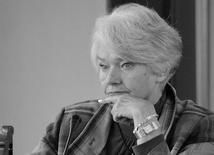Zmarła była minister edukacji Krystyna Łybacka 