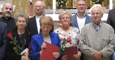 Śp. Józef Jarosz - pierwszy z prawej.
