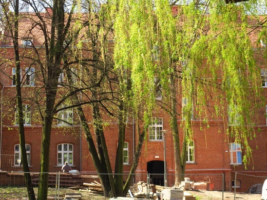 Rybnik. Gmach dla Muzeum Medycyny pięknieje