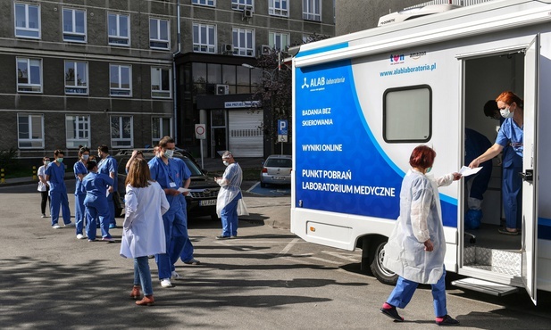 MZ: Ponad 2,1 tys. osób wyzdrowiało 