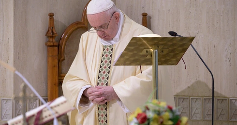 Franciszek: Jezus jest z nami także w chwilach mrocznych