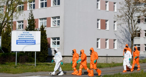 MZ: 144 nowe zakażenia koronawirusem, cztery osoby zmarły