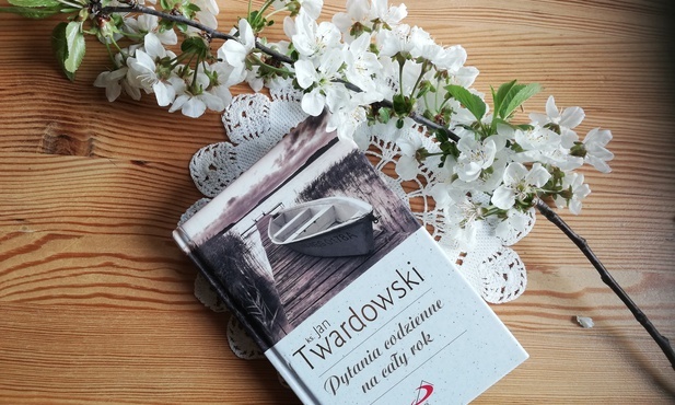 Ks. Jan Twardowski - "Pytania codzienne na cały rok"
