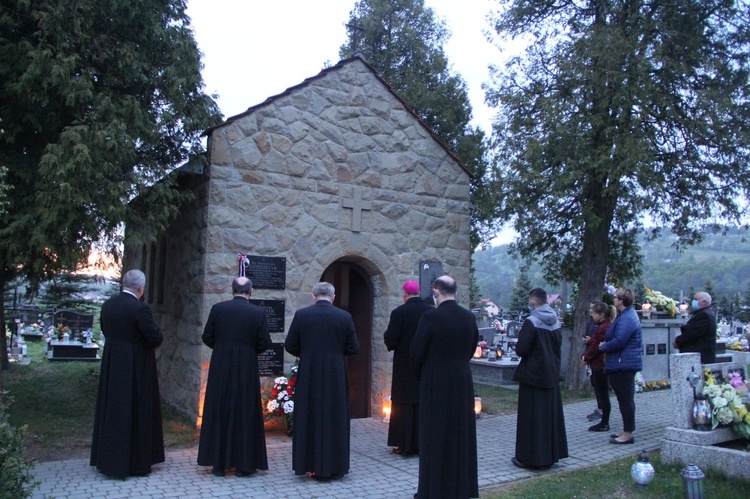 Ujanowice. 120. rocznica urodzin ks. Bernardyna Dziedziaka