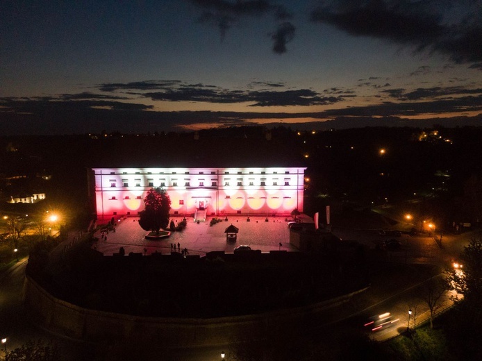 Illuminacja sandomierskiego zamku 