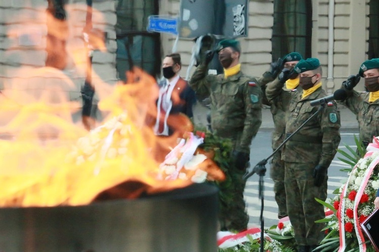 Uroczystości 229. rocznicy uchwalenia Konstytucji 3 Maja na placu Litewskim w Lublinie.