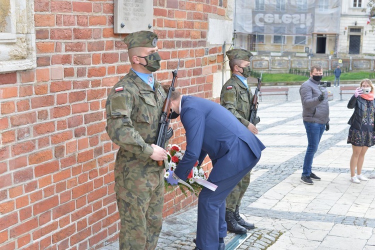 Uroczystości patriotyczne na Rynku