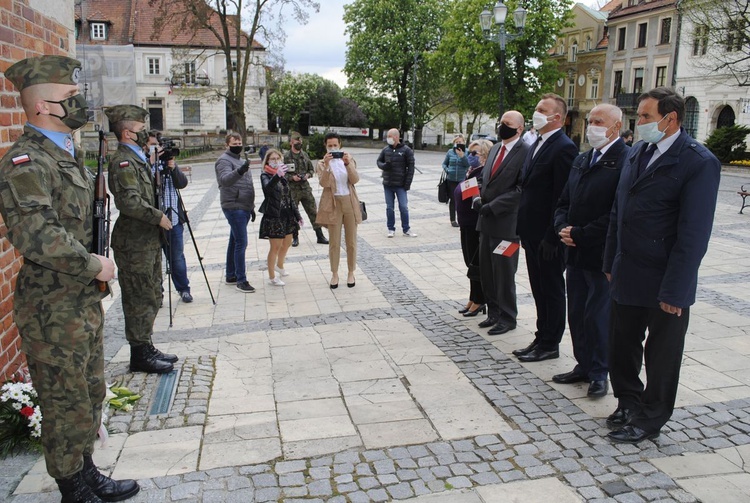 Uroczystości patriotyczne na Rynku