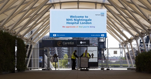 Wielka Brytania wyprzedziła Włochy pod względem liczby zgonów na Covid-19