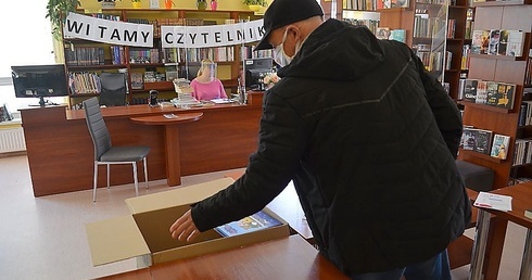 Oblężenie w bibliotece