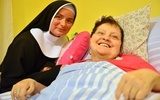 Franciszkanki oddają całe życie swoim podopiecznym. Siostra Ewelina jest pewna, że resztą zajmie się Bóg.
