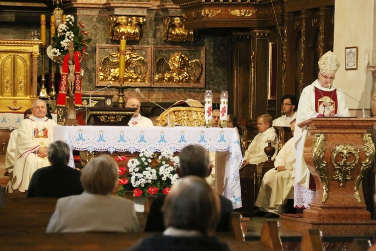 Msza św. w Sanktuarium św. Józefa w Kaliszu pod przewodnictwem bp. Marka Mendyka